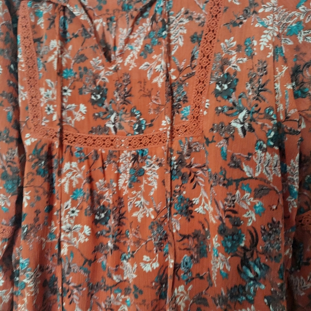 KNOX ROSE BLOUSE. LARGE - Picture 4 of 12